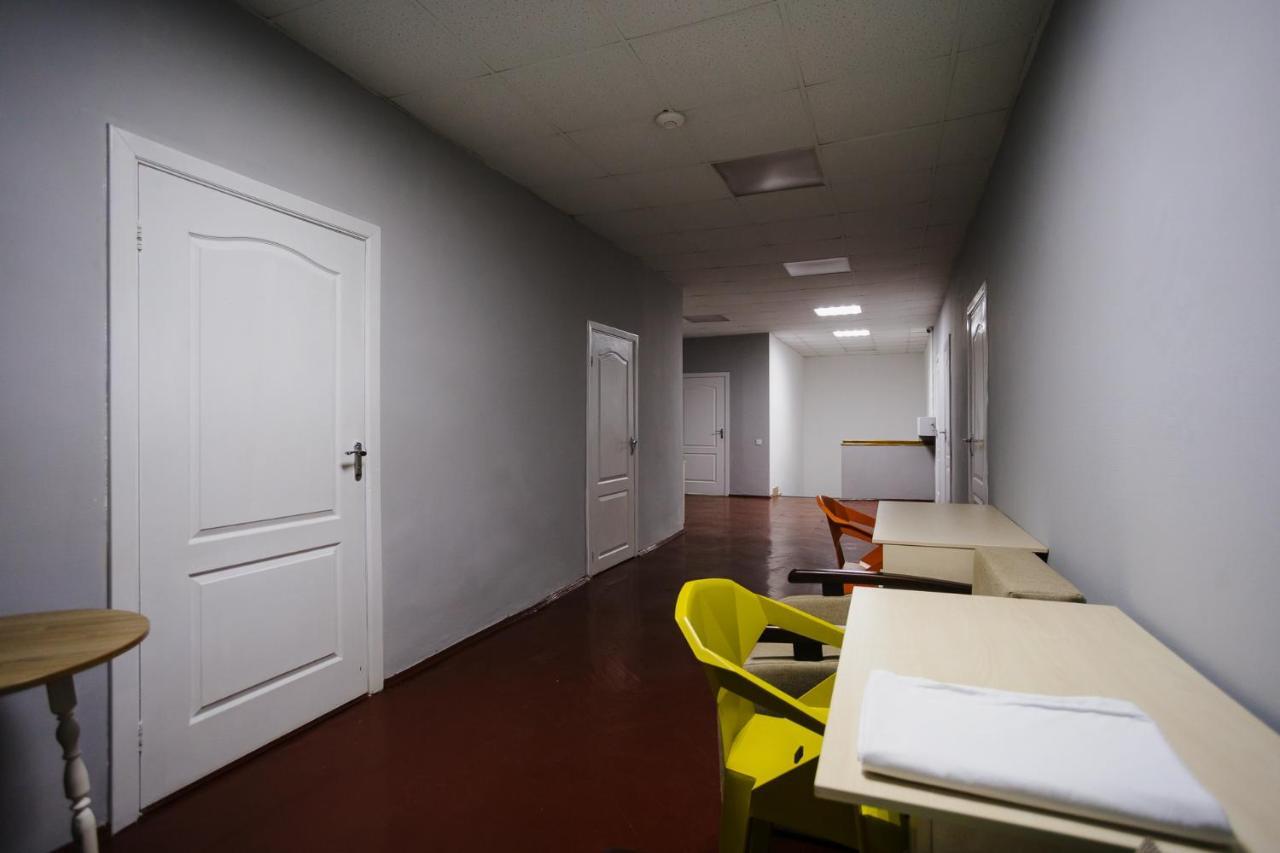 P2B Hostel & Bar Киев Экстерьер фото