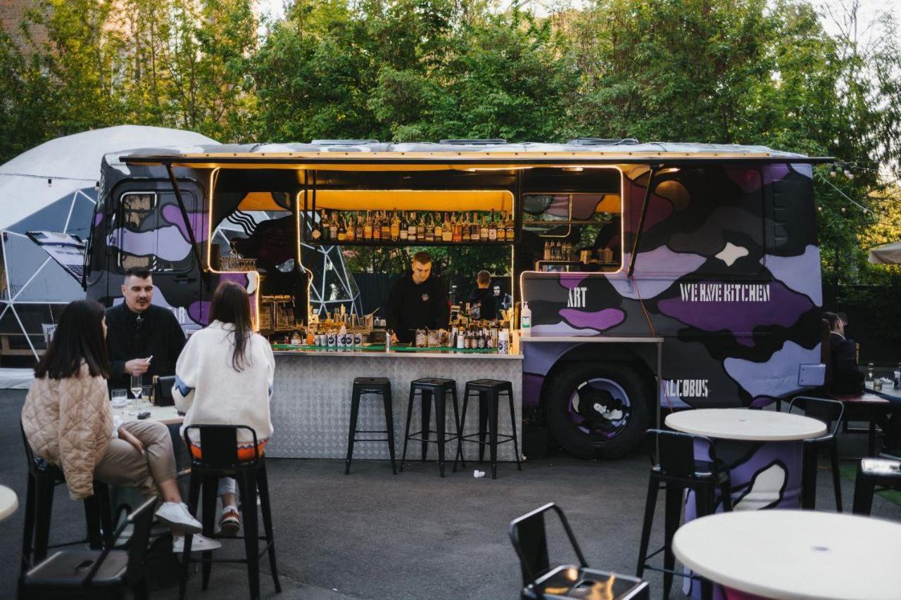 P2B Hostel & Bar Киев Экстерьер фото