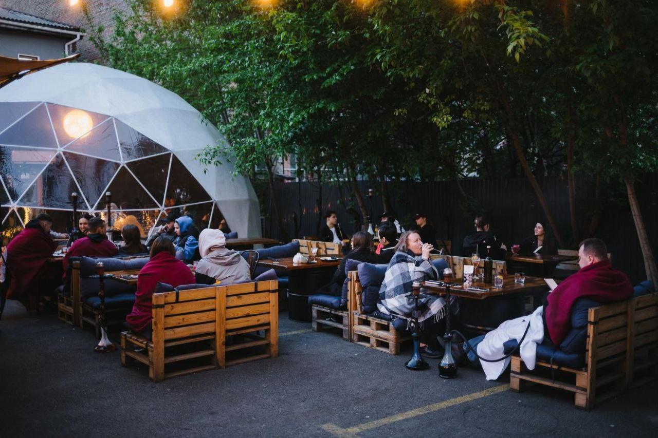 P2B Hostel & Bar Киев Экстерьер фото