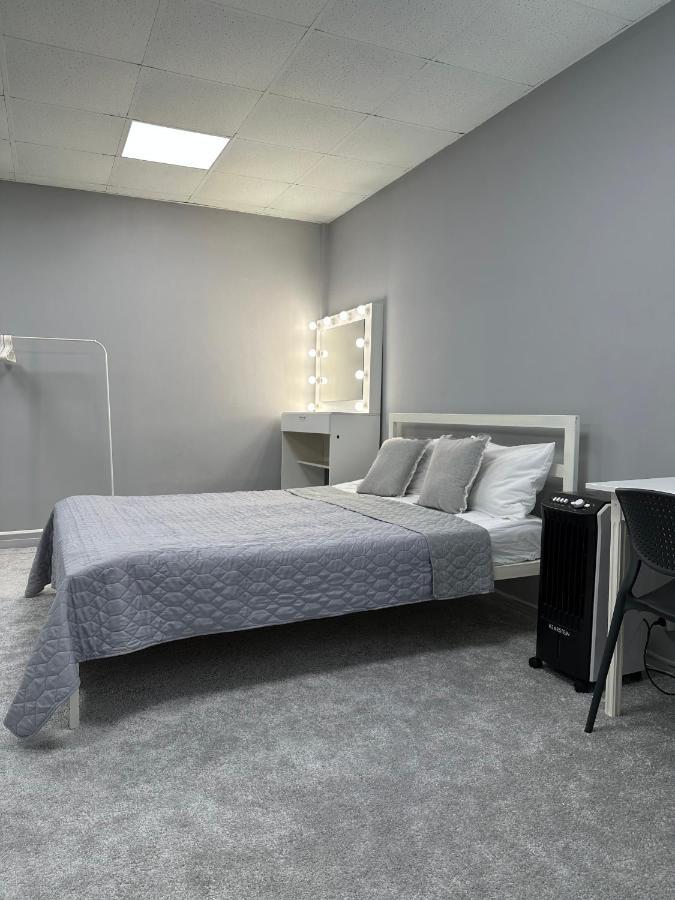 P2B Hostel & Bar Киев Экстерьер фото