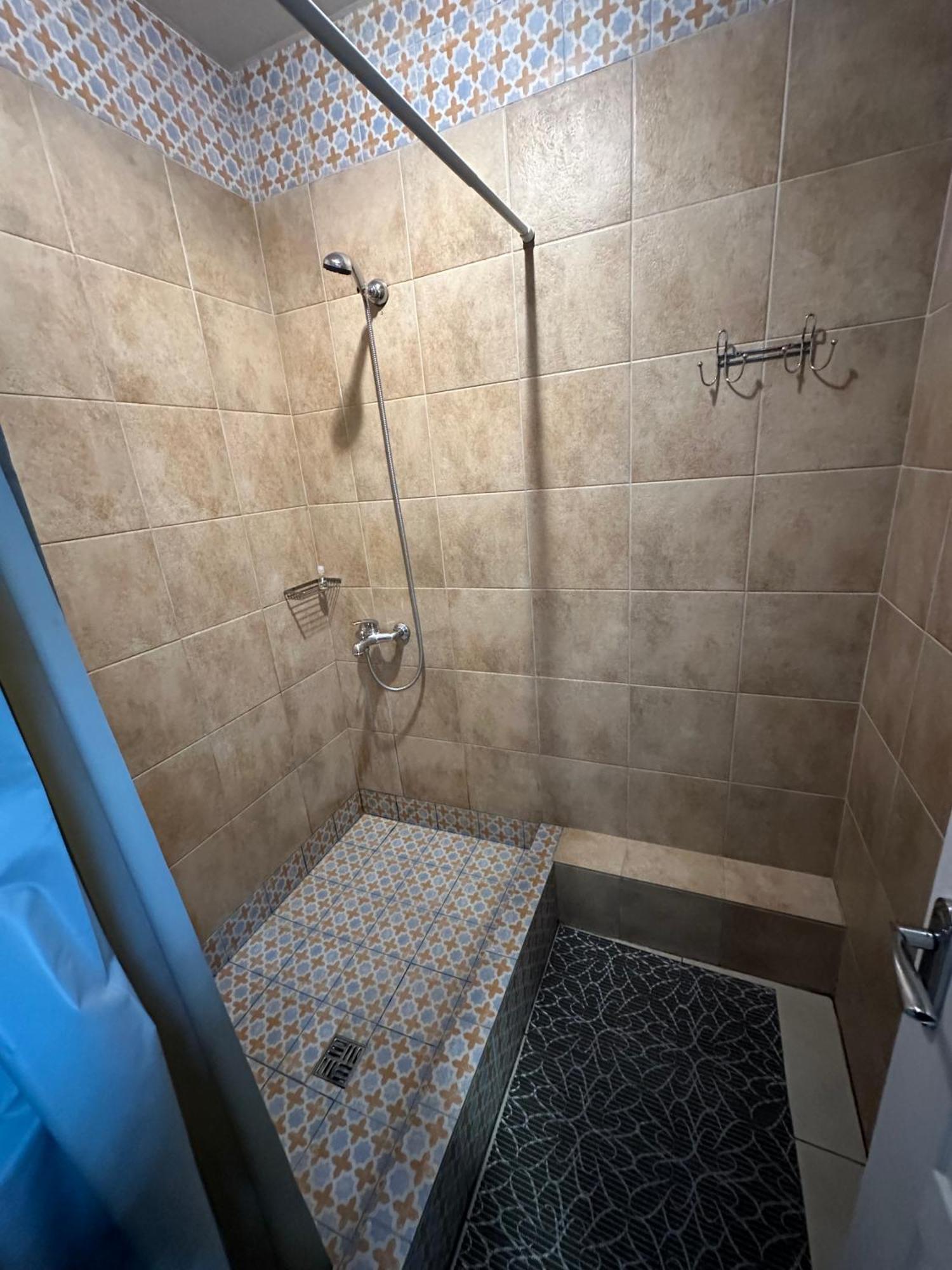 P2B Hostel & Bar Киев Экстерьер фото