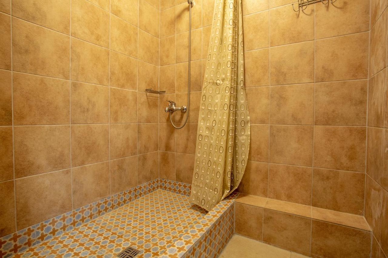 P2B Hostel & Bar Киев Экстерьер фото